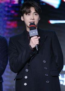 李易峰爆料直播视频,娱乐圈幕后故事大公开 第2张 李易峰爆料直播视频,娱乐圈幕后故事大公开 第2张